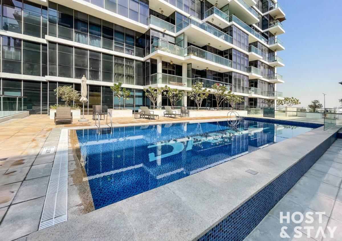 In Golf Vista, Damac Hills - Host & Apartment Dubai
