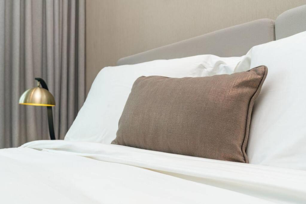 Apartment Charming At Damac Prive With Canal View - Ahlan Hh Dubai