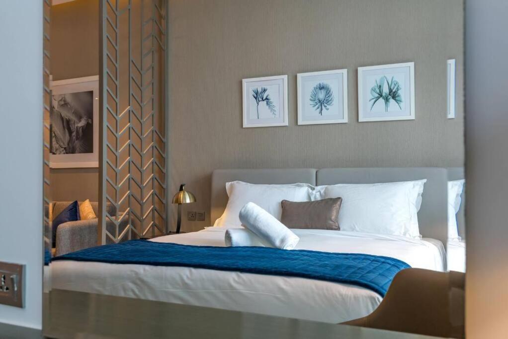 Charming At Damac Prive With Canal View - Ahlan Hh Apartment Dubai