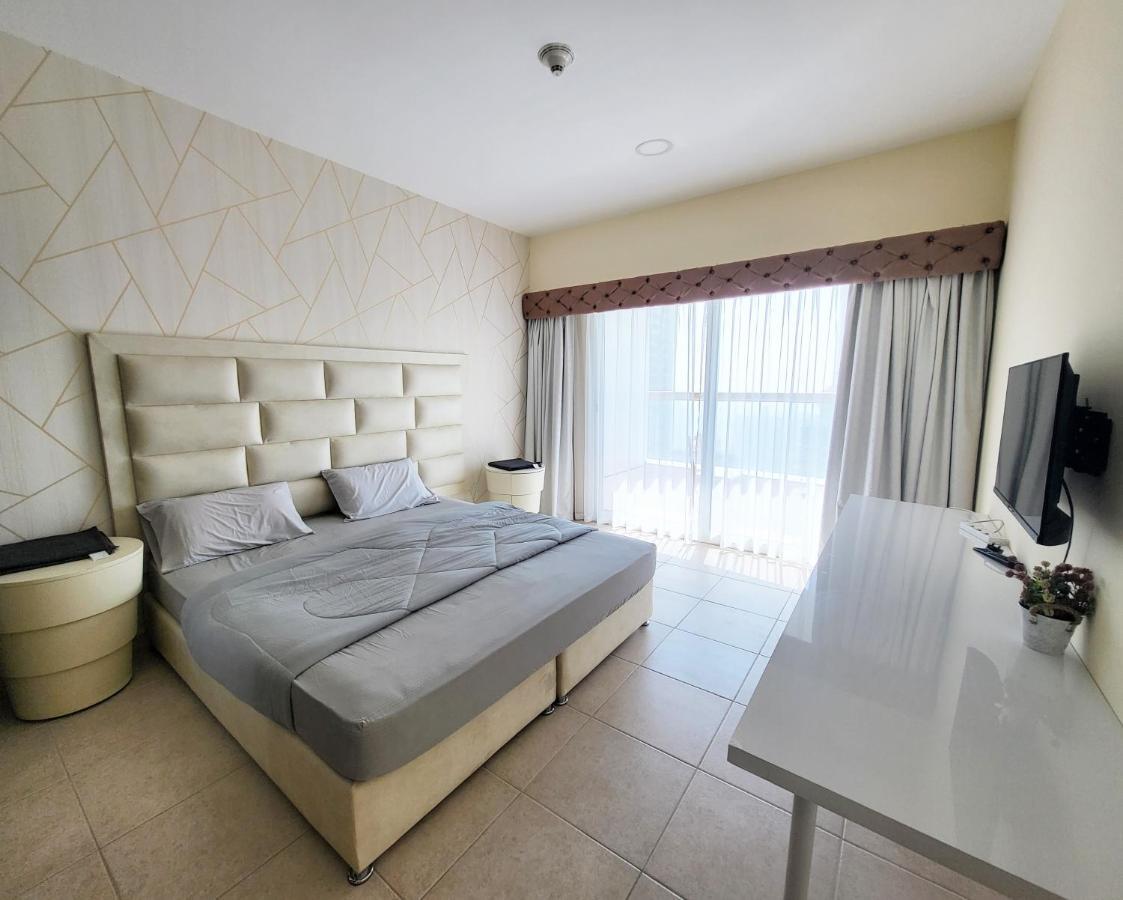 Sky High Stays Aparthotel *