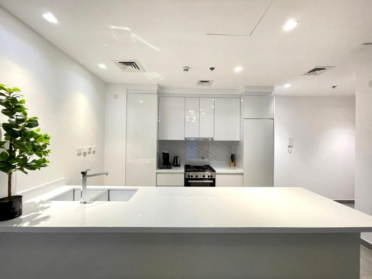 Luxury 1br In Brand New Building, Marina Apartment Dubai