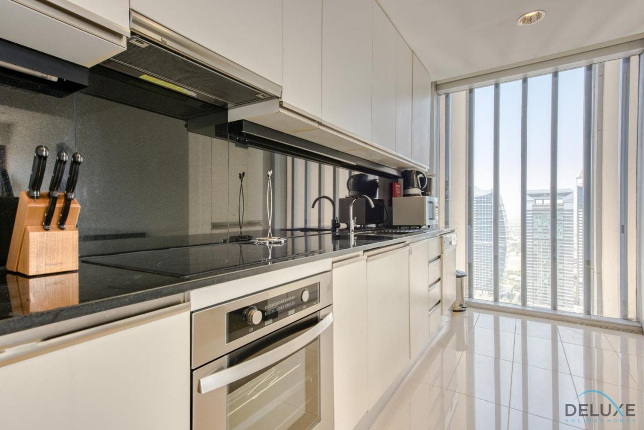 Apartment Overlooking Marina Views Next To Marina Mall 1br Unit, The Address Residences, Marina By Deluxe Homes *