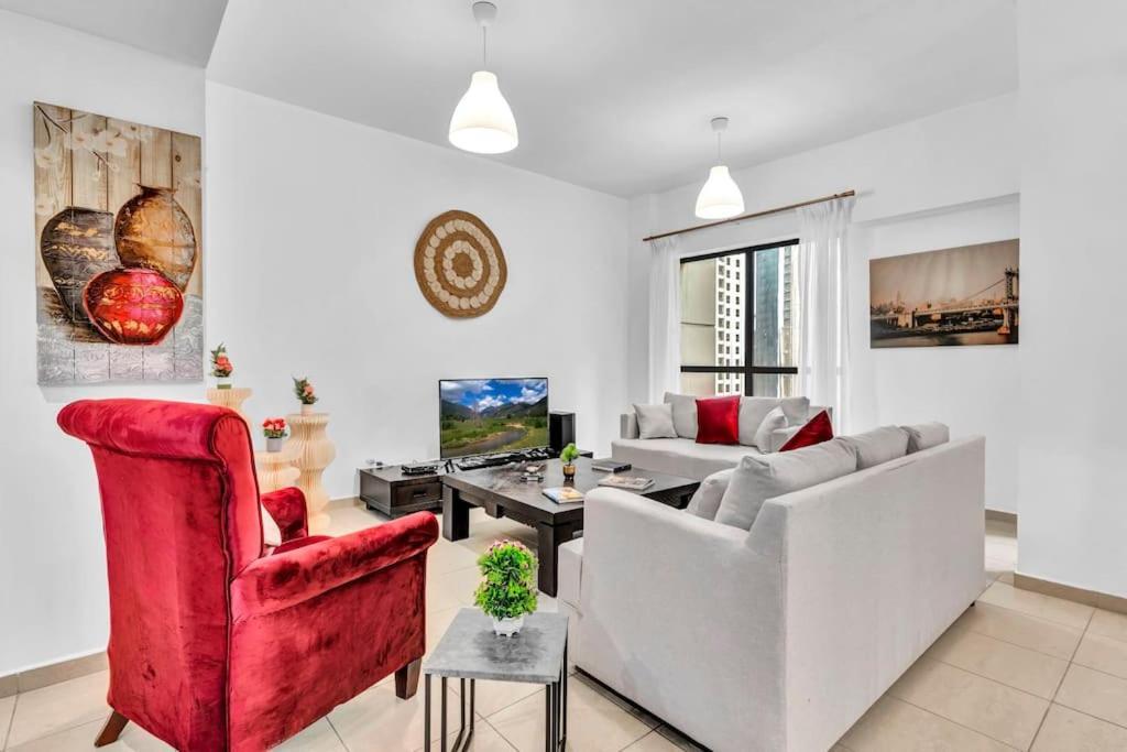 Modern 3br Flat In The Heart Of Jbr Apartment Dubai