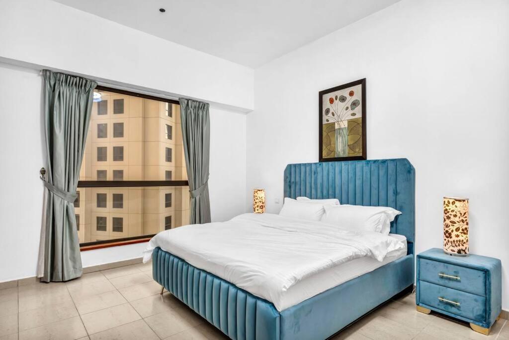Modern 3br Flat In The Heart Of Jbr Apartment