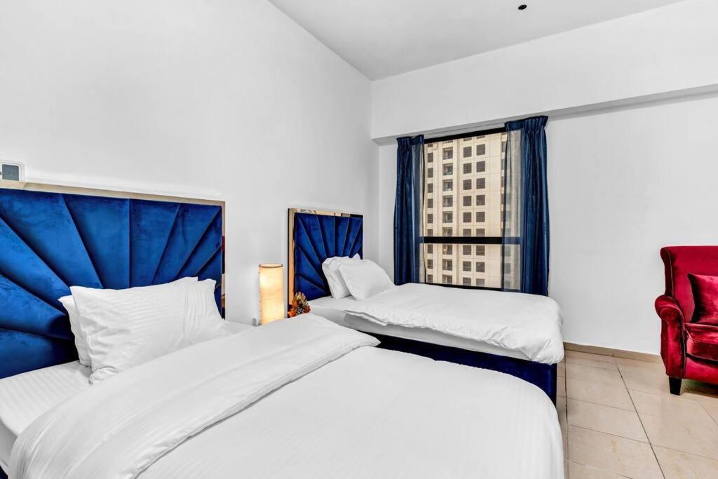 Modern 3br Flat In The Heart Of Jbr *