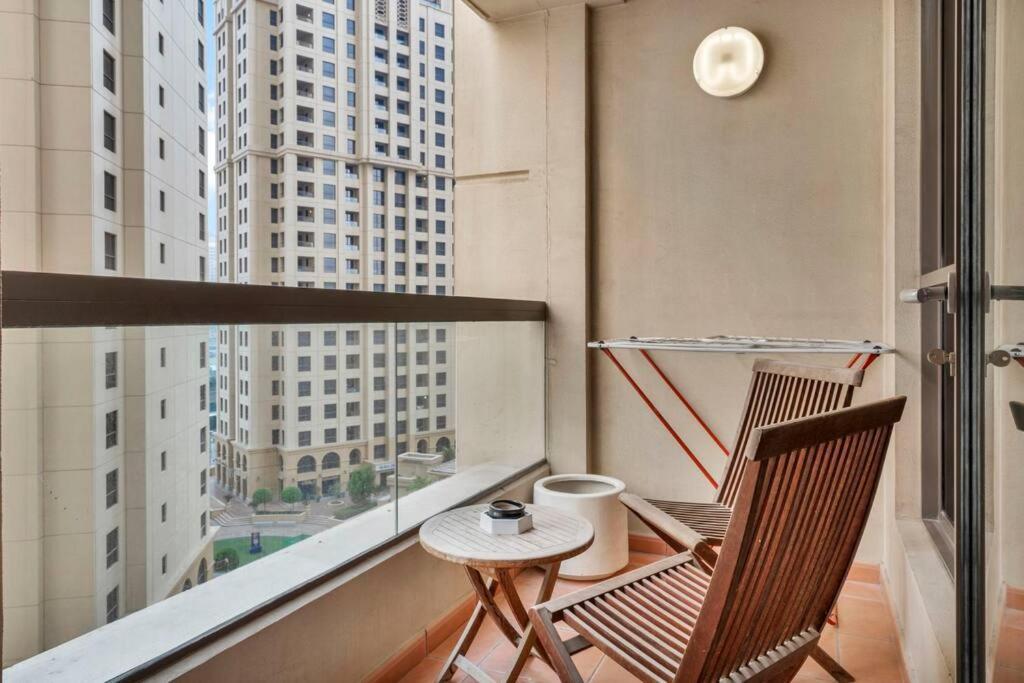 Modern 3br Flat In The Heart Of Jbr Apartment