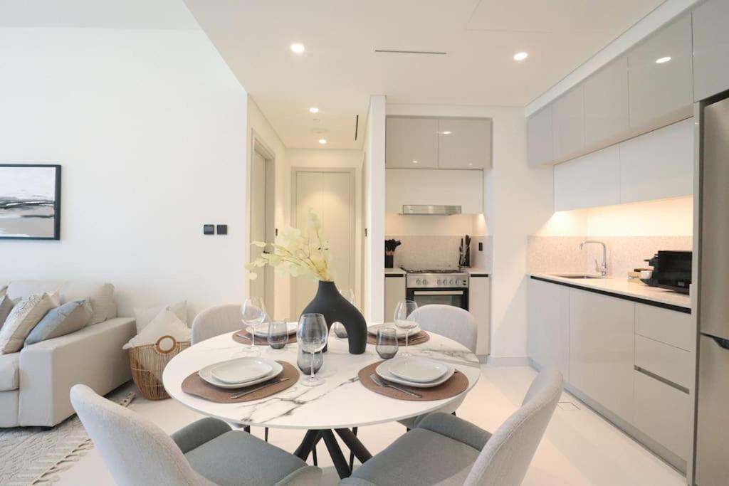 Higuests - Emaar Beachfront Haven With Majestic Marina Views Dubai