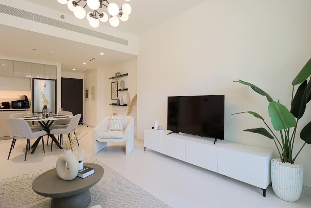 Higuests - Emaar Beachfront Haven With Majestic Marina Views Dubai