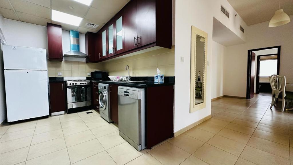 Apartment The Sand Castle - Bahar 6, The Walk At Jbr, Near Jbr Tram Station Dubai