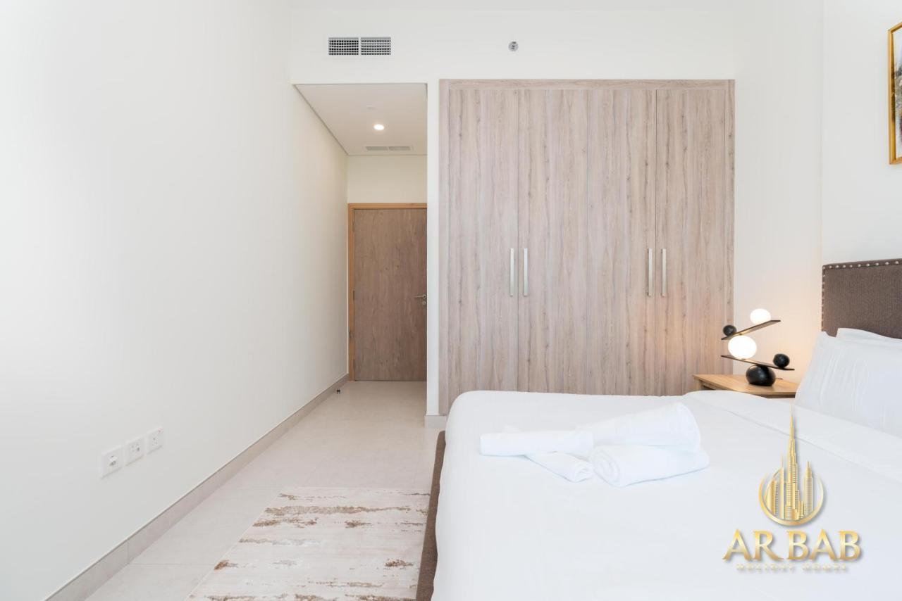 Arbab Homes Premium 1Br-Canal View-Near Dubai Mall Apartment *