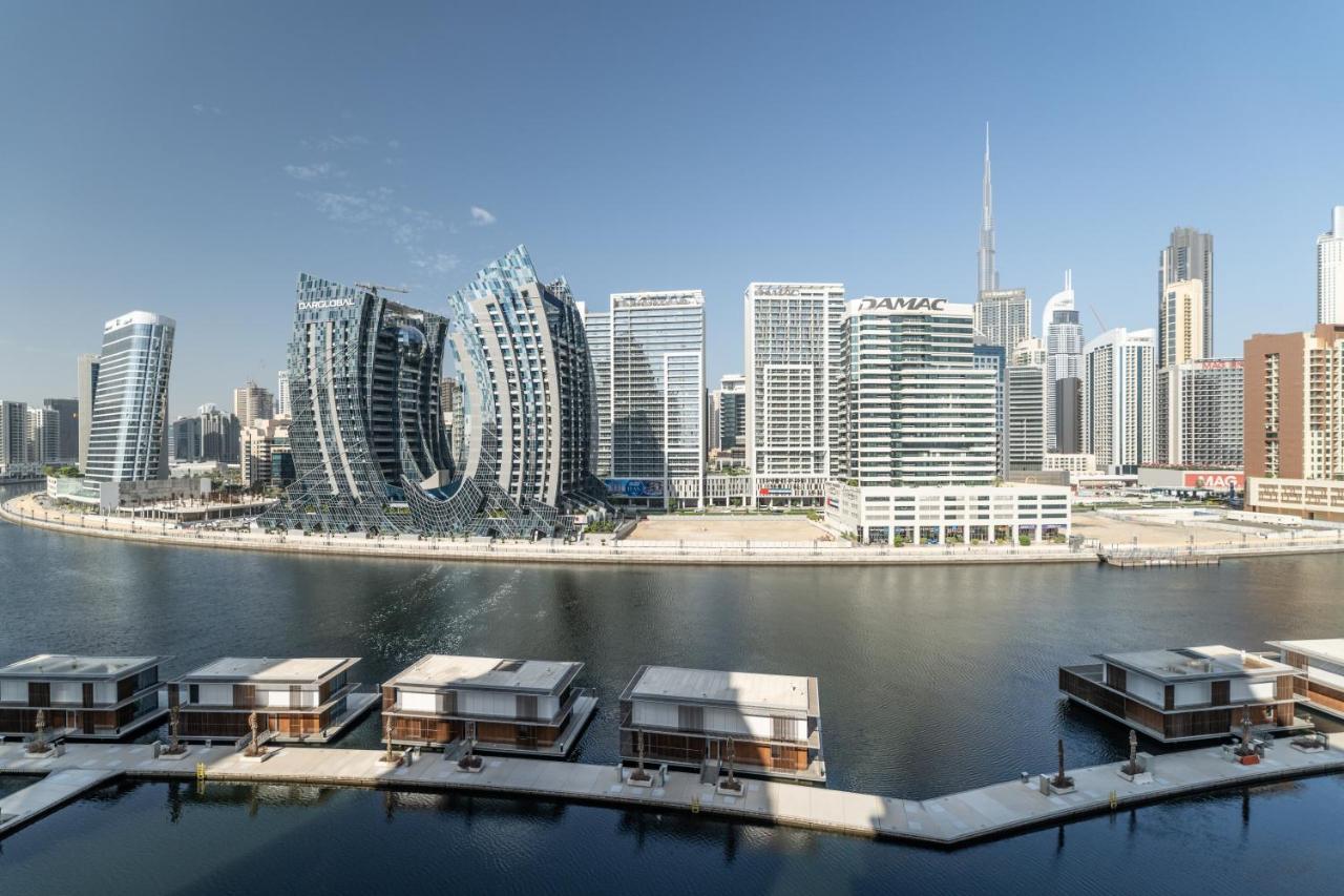 Aliving Stylish Binghatti Canal View & Burj Khalifa Apartment