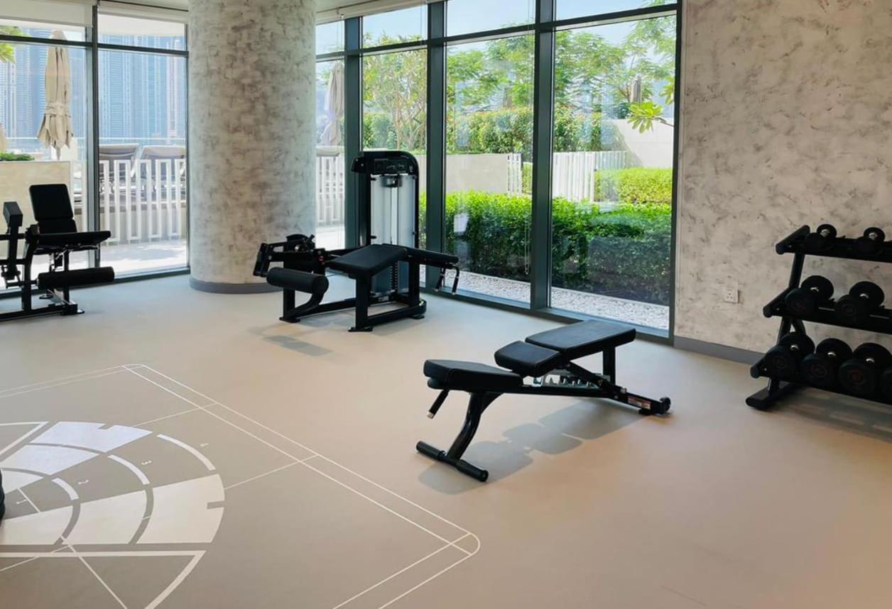 Marina Vista 1 Bed With Private And Gorgeous Skyline Dubai