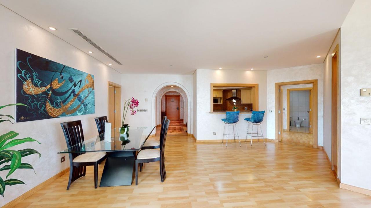 3 Bedroom In Palm Jumeirah, With Private Access Apartment Dubai