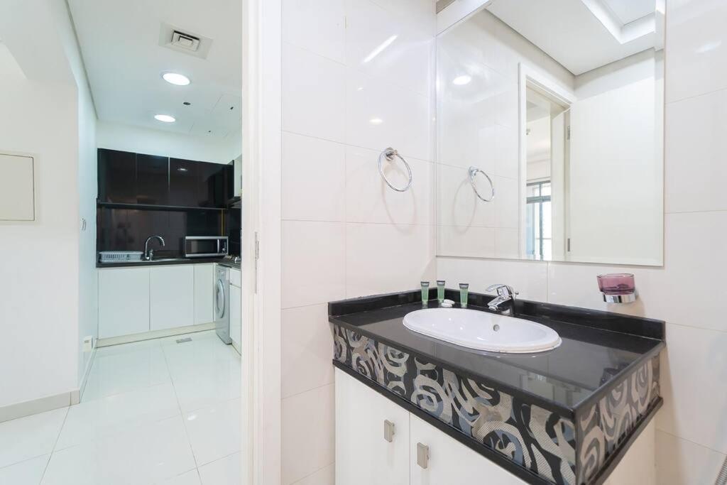 Stonetree - Elegant In Business Bay *
