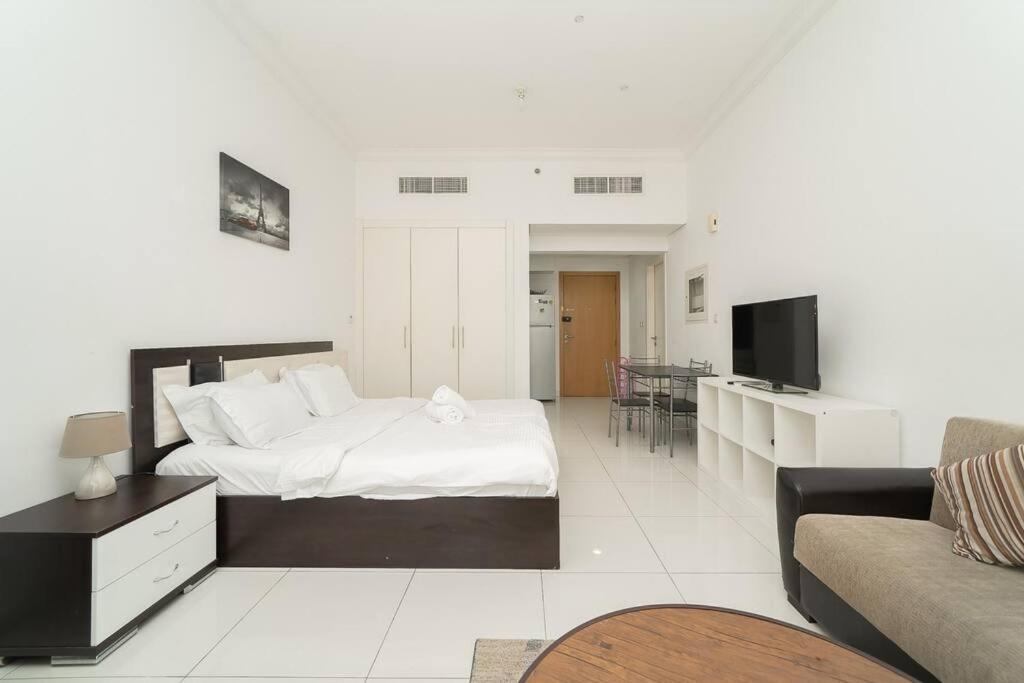 Stonetree - Elegant In Business Bay Apartment *