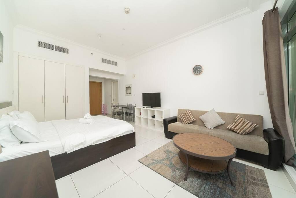 Stonetree - Elegant In Business Bay Apartment *