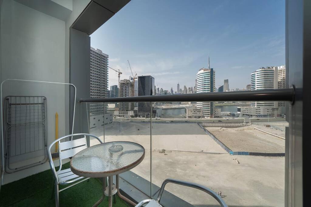 Stonetree - Elegant In Business Bay Apartment *