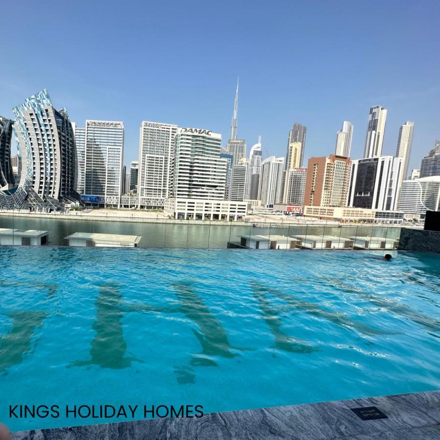 Binghatti Canal , Burj Khalifa View With Private Jacuzzi And Cinema Screen ,kings