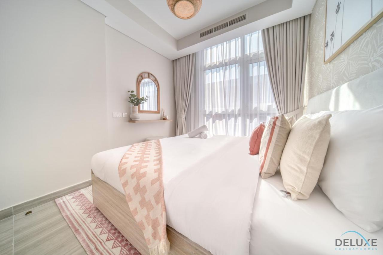 Peaceful 3br Townhouse At Damac Hills 2, Dubailand By Deluxe Homes Apartment