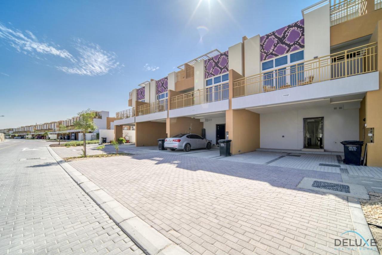 Apartment Peaceful 3br Townhouse At Damac Hills 2, Dubailand By Deluxe Homes