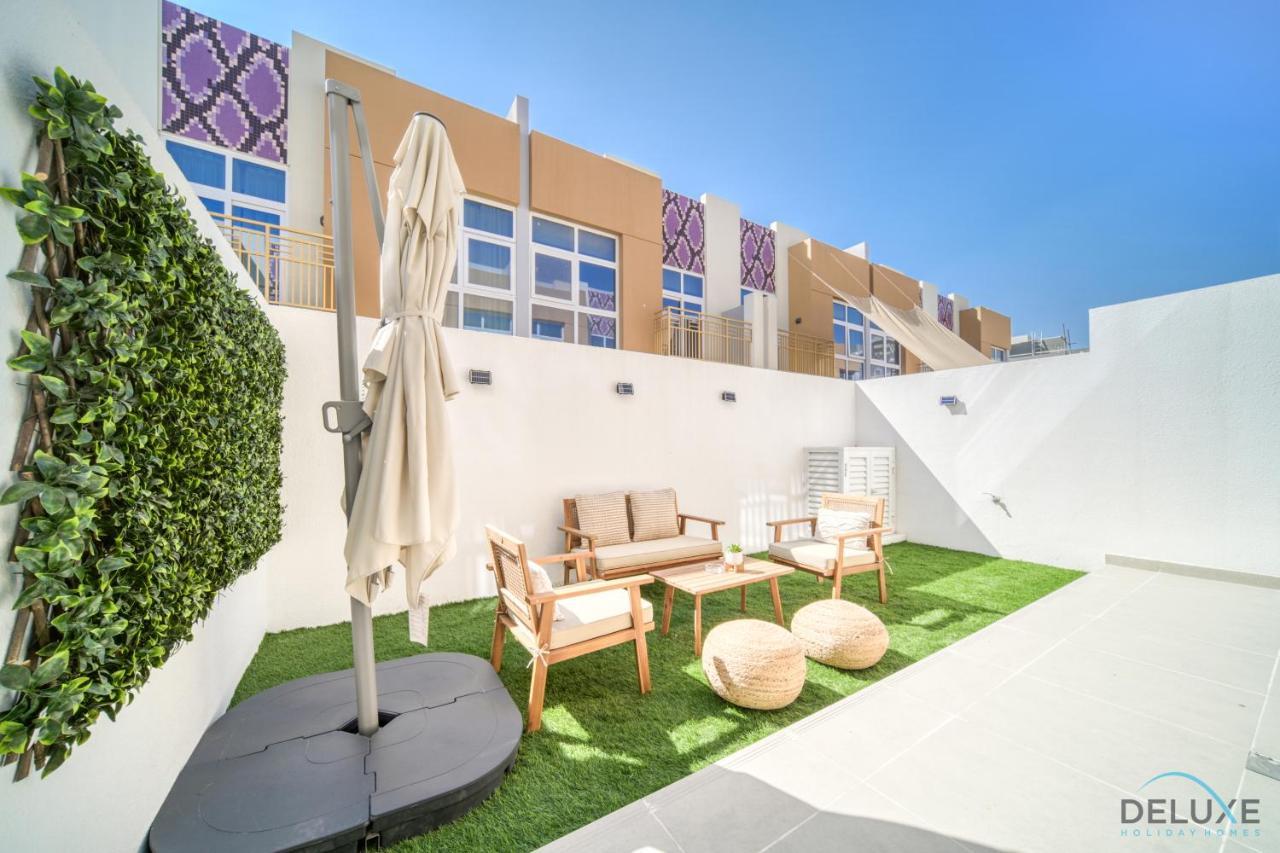 Peaceful 3br Townhouse At Damac Hills 2, Dubailand By Deluxe Homes Apartment