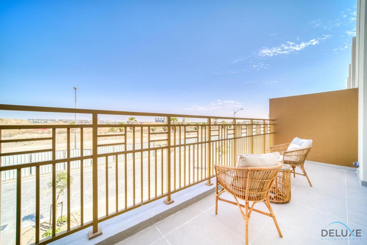 Apartment Peaceful 3br Townhouse At Damac Hills 2, Dubailand By Deluxe Homes *