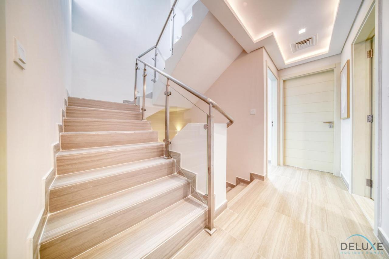 Apartment Peaceful 3br Townhouse At Damac Hills 2, Dubailand By Deluxe Homes