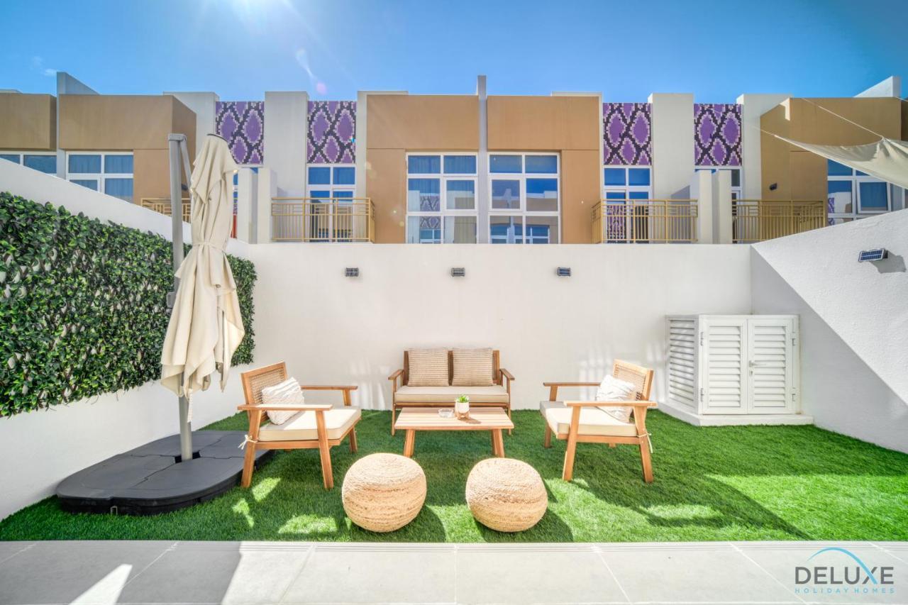 Apartment Peaceful 3br Townhouse At Damac Hills 2, Dubailand By Deluxe Homes *
