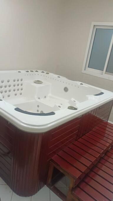 Amazing 1br Apt At Silicon Oasis For Family Apartment