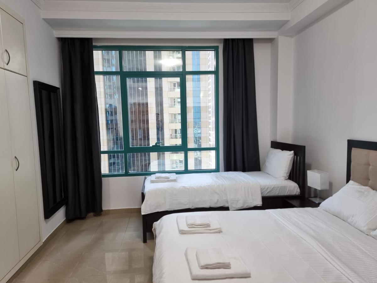 Granada Marina Crown Apartment Dubai