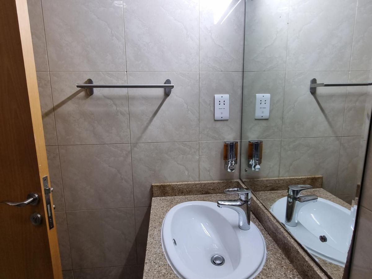 Granada Marina Crown Apartment Dubai