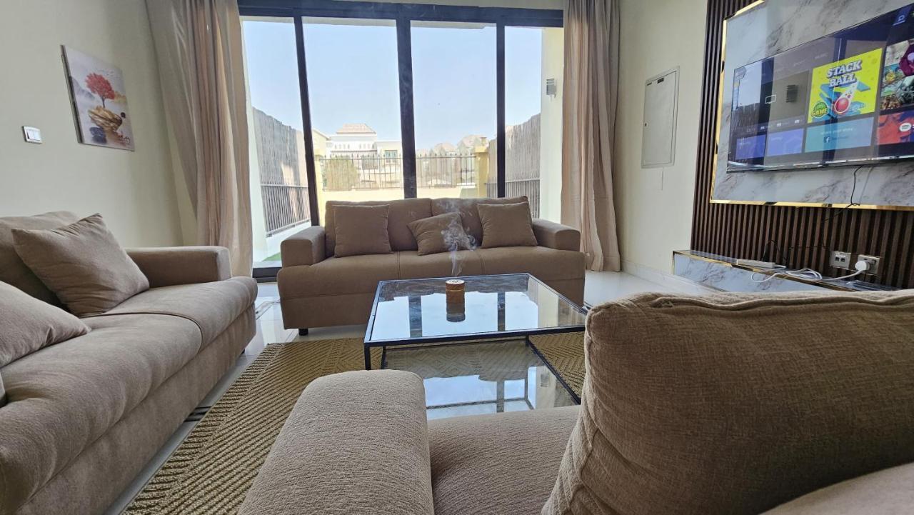 Villa Elegant 2-bed + hall, G+1 *