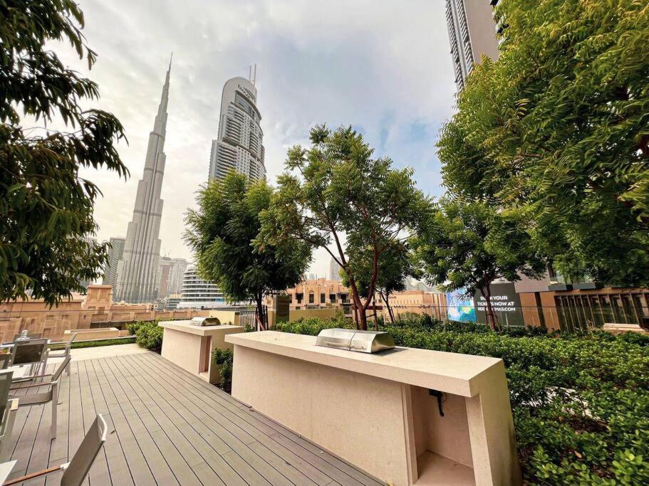 Apartment Burj Roayle-magical Burj & Fountain Sky Views 3+ 1 Bedroom *