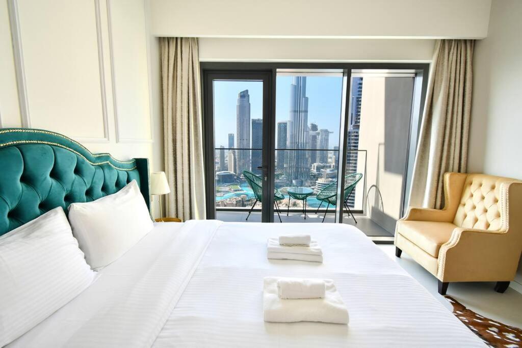 Burj Roayle-magical Burj & Fountain Sky Views 3+ 1 Bedroom