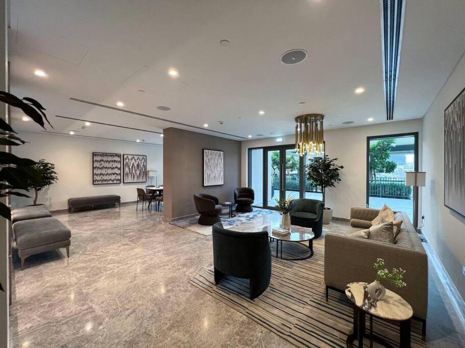 Apartment Burj Roayle-magical Burj & Fountain Sky Views 3+ 1 Bedroom