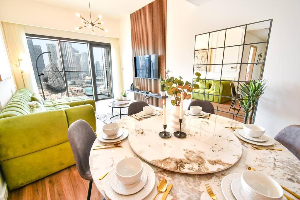Cinematic&chic Burj Khalifa &fountain View 2br Apartment *