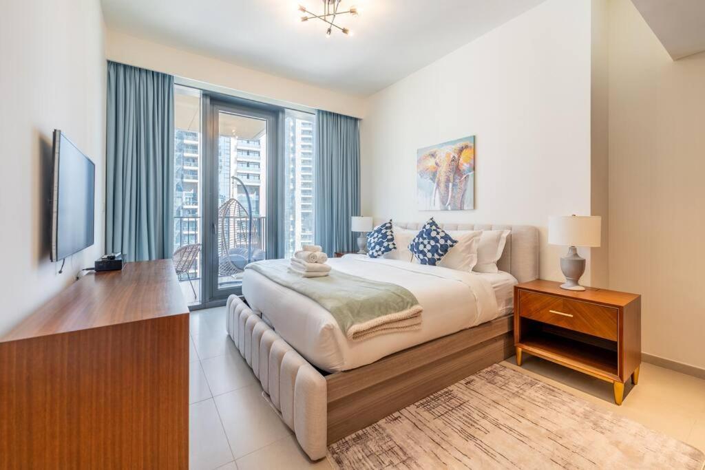 Premium Two Bedroom In Downtown Near Opera Apartment Dubai