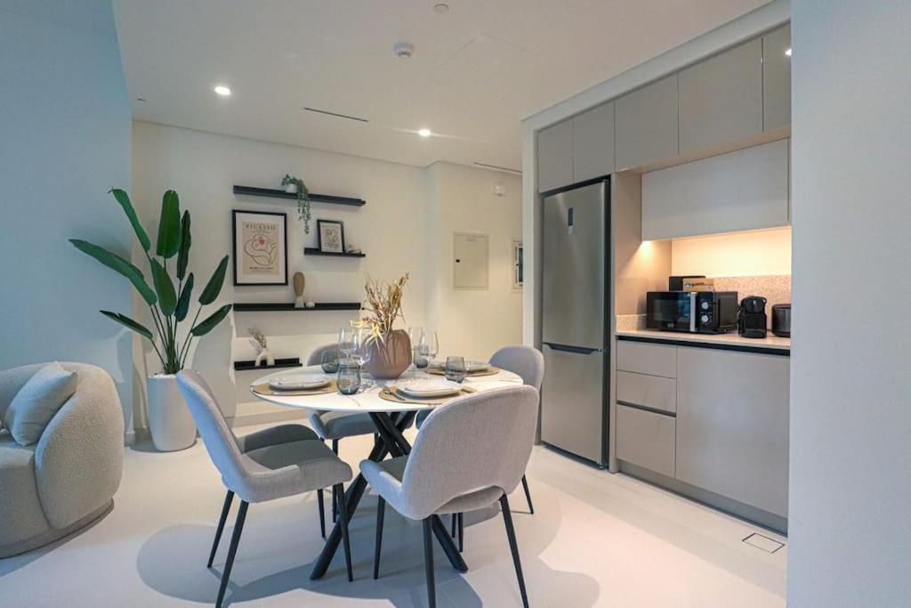 Apartment Higuests - Marina Vista Tower 2