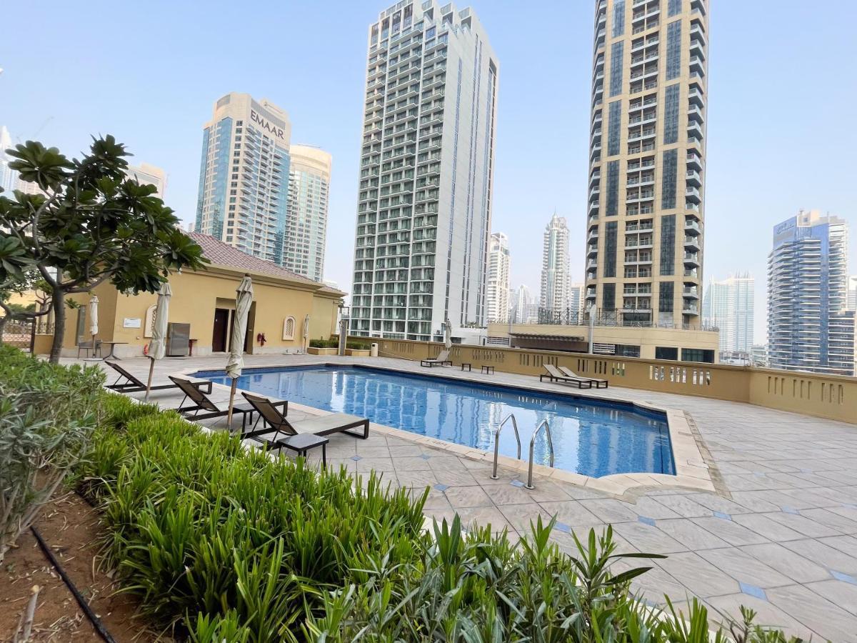 Spacious 4br In Jbr Next To The Dubai