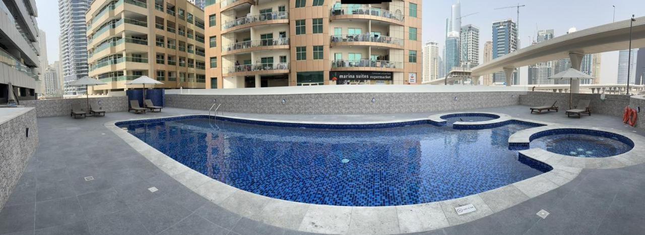 Beautiful Bedroom In Marina Near Blue Water Dubai