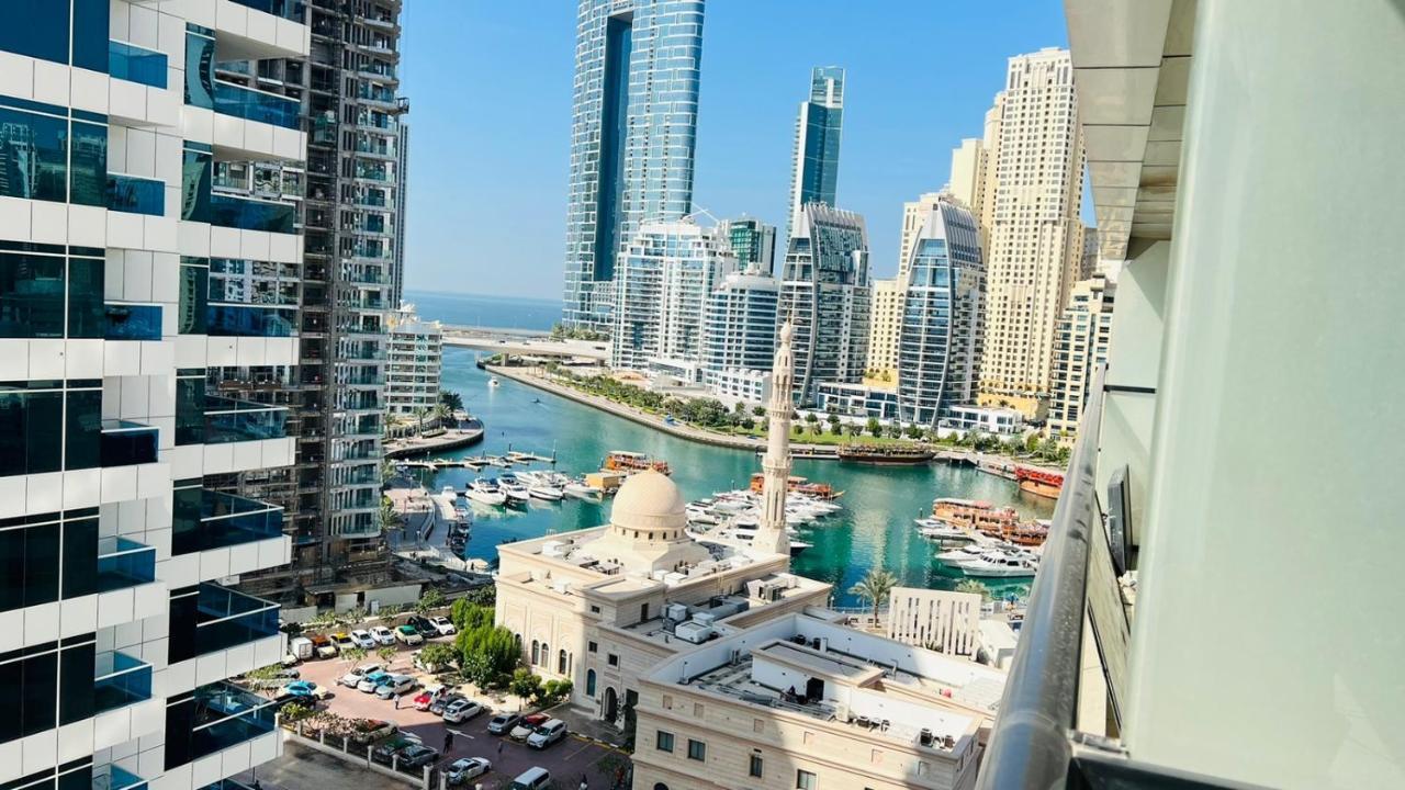 Homestay Beautiful Bedroom In Marina Near Blue Water Dubai