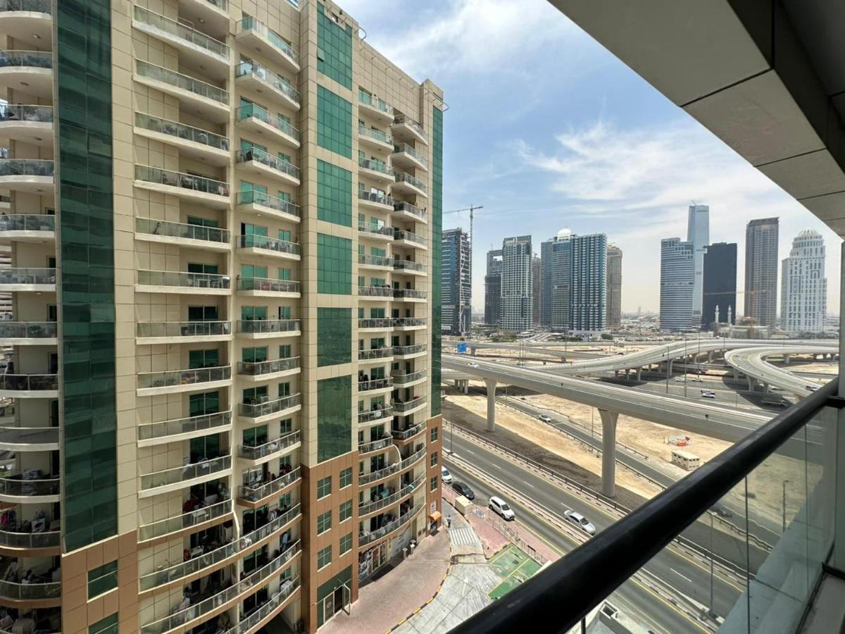 Homestay Beautiful Bedroom In Marina Near Blue Water Dubai