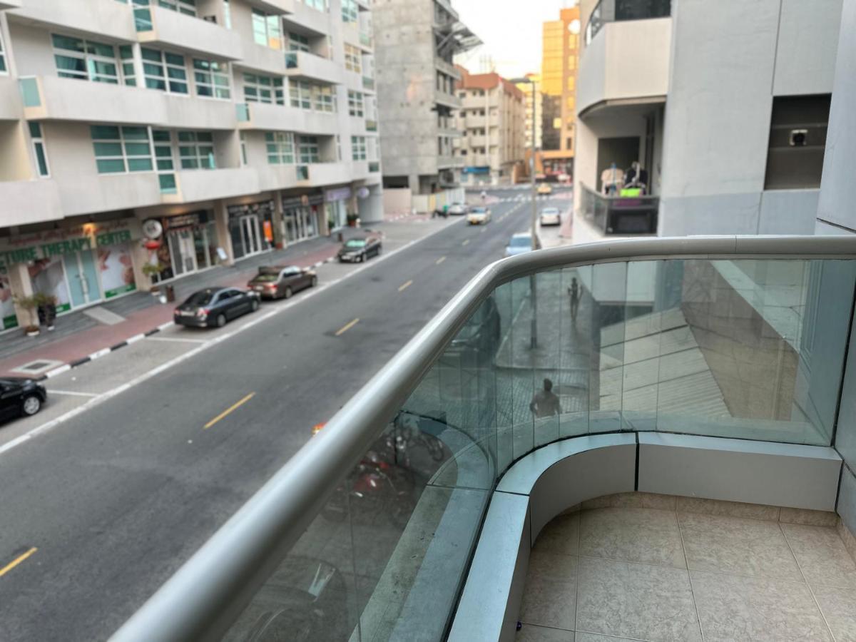 Prime Partition In Al Barsha 1 Near Metro * Dubai
