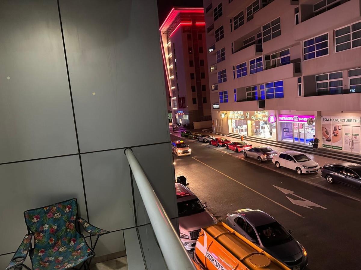 Short Partition In Al Barsha 1 Near Mashreq Metro *