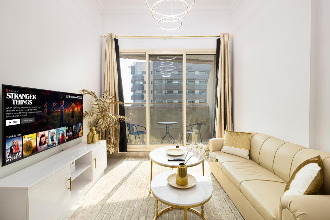 Luxury 1 Bedroom On Marina Walk Apartment Dubai