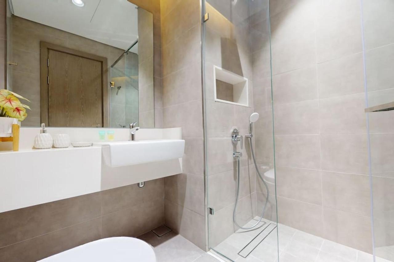 Residences 21- Classy Two Bedroom Dubai