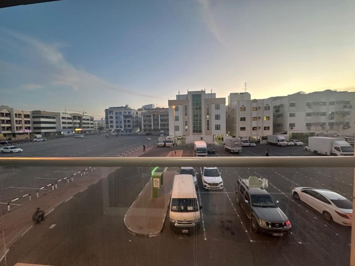 Deluxe Loft Near Burjuman Metro Station , Bur