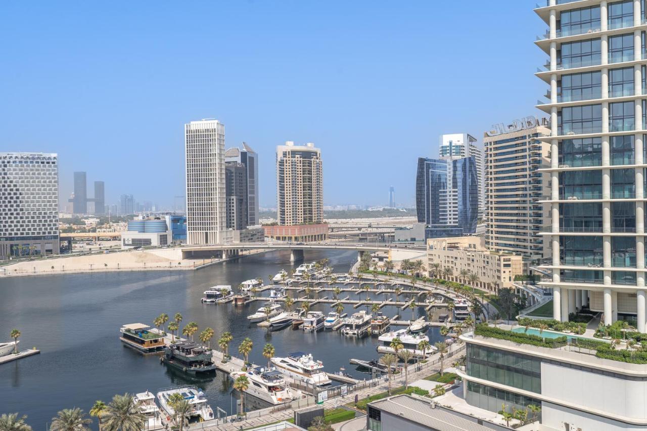 Apartment Azure Accents With Burj Khalifa View Dubai