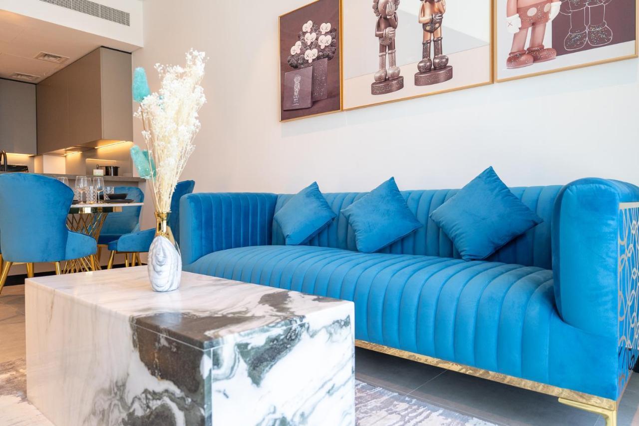 Apartment Azure Accents With Burj Khalifa View Dubai