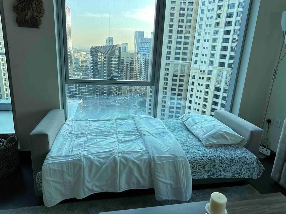 Apartment Marina With Sea View, Pool And Gym